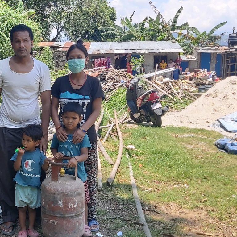 When cooking gas finished in Santa Bahadur Kitchen: in the midst of the pandemic